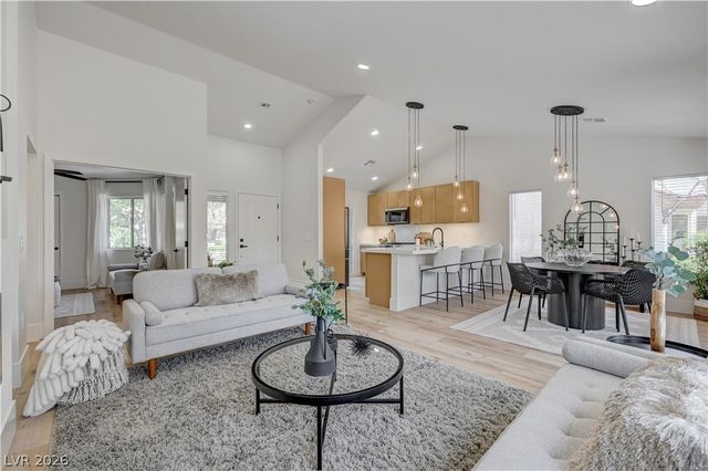 2728 Showcase Drive, Las Vegas, NV 89134