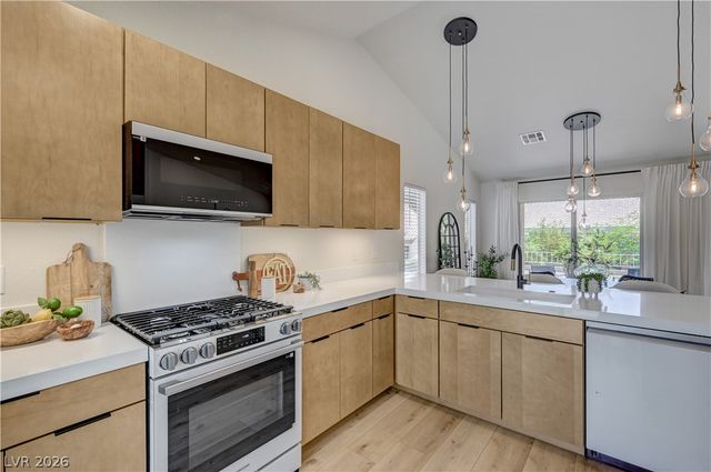 2728 Showcase Drive, Las Vegas, NV 89134