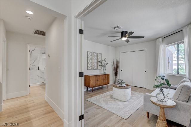 2728 Showcase Drive, Las Vegas, NV 89134