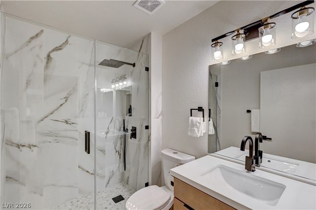 2728 Showcase Drive, Las Vegas, NV 89134