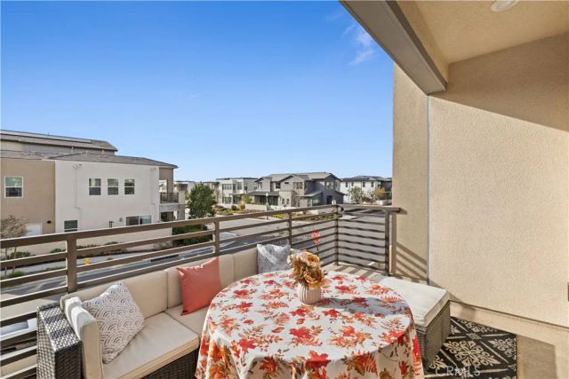 202 Keeper, Irvine, CA 92618