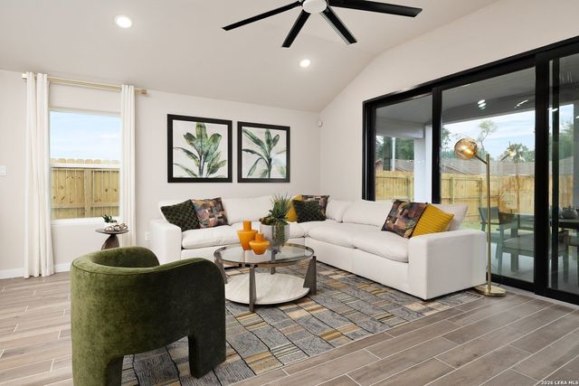 17147 ELDER WALNUT DR, Elmendorf, TX 78112