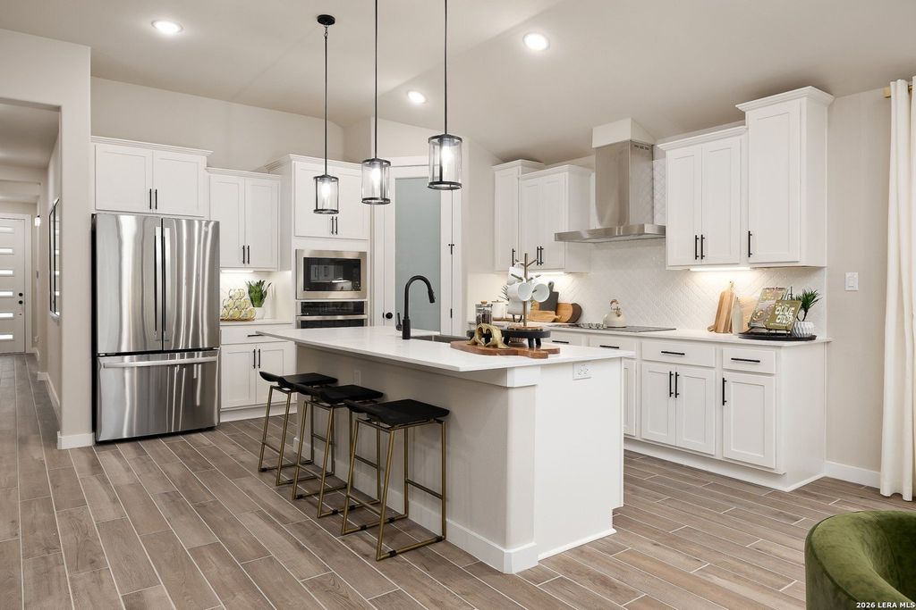 17147 ELDER WALNUT DR, Elmendorf, TX 78112