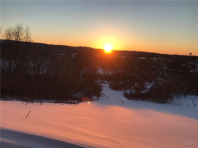 6915 Kassonta Drive, Dewitt, NY 13078