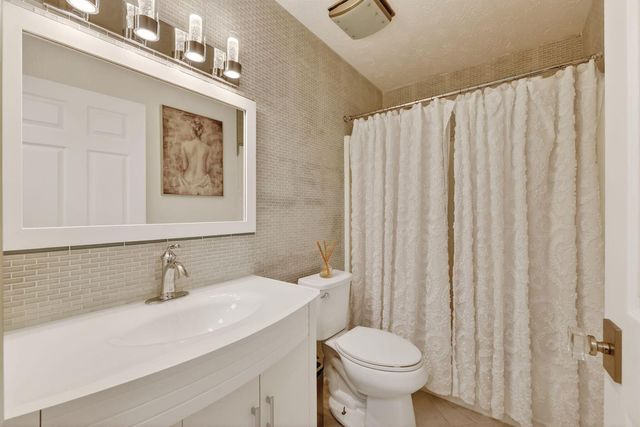 6713 ALEMENDRA Street, Fort Pierce, FL 34951