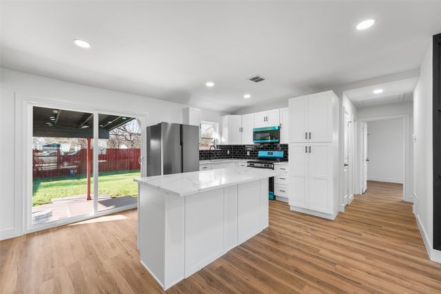 1725 Alta Vista Street, Mesquite, TX 75149