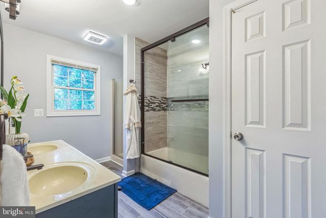 608 HALLECK ST, Fredericksburg, VA 22407
