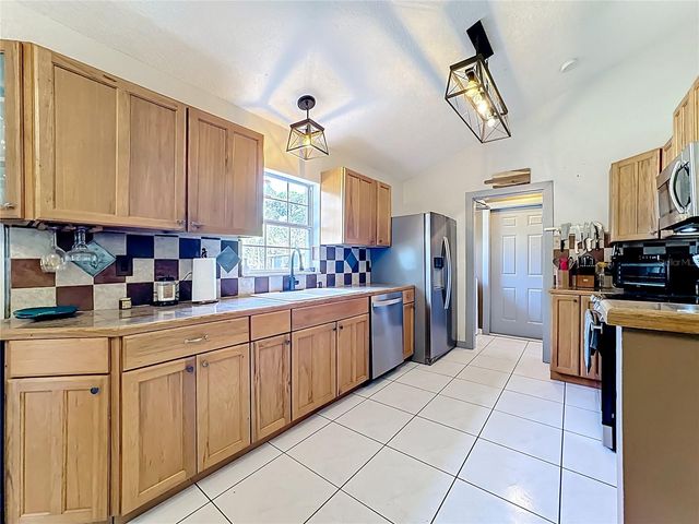 1820 LOST LAKE COURT, St Cloud, FL 34771