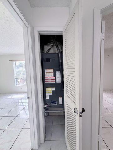 5899 Mango Road, West Palm Beach, FL 33413