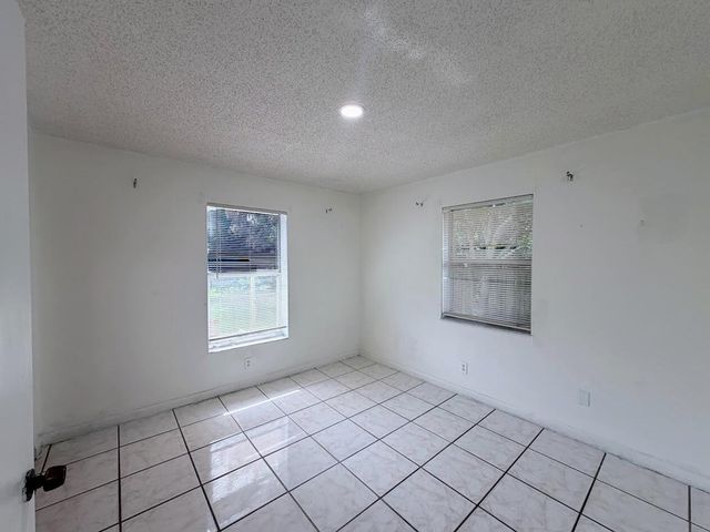 5899 Mango Road, West Palm Beach, FL 33413