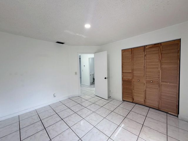 5899 Mango Road, West Palm Beach, FL 33413