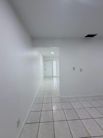 5899 Mango Road, West Palm Beach, FL 33413