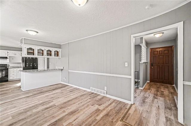 13303 E 50th Terrace, Kansas City, MO 64133