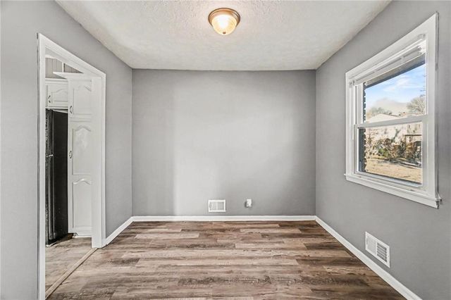 13303 E 50th Terrace, Kansas City, MO 64133