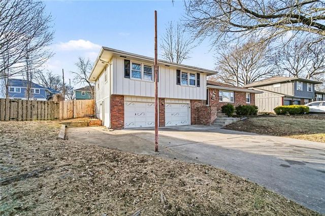 13303 E 50th Terrace, Kansas City, MO 64133