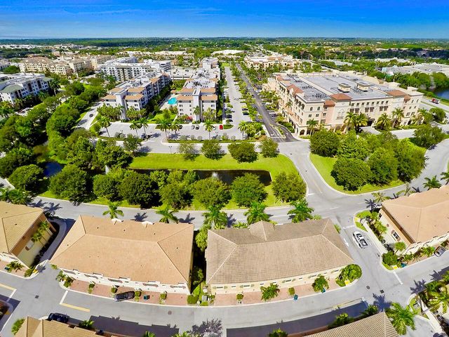 1859 Vía Granada, Boynton Beach, FL 33426