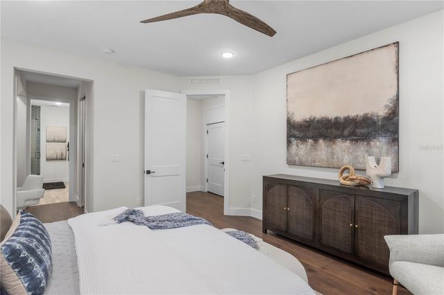 40 64TH STREET S 1, St Petersburg, FL 33707