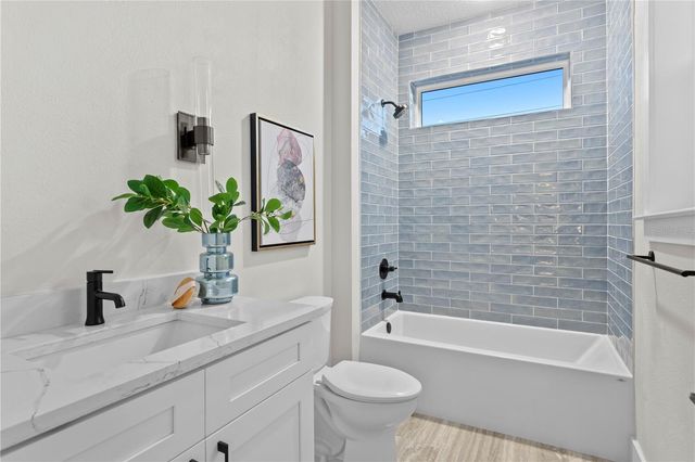 40 64TH STREET S 1, St Petersburg, FL 33707