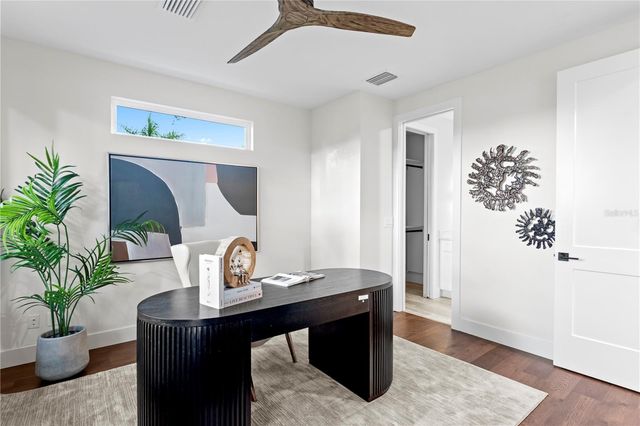 40 64TH STREET S 1, St Petersburg, FL 33707