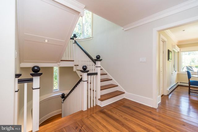 38 BRIDGE ONE LN, Point Pleasant, PA 18950