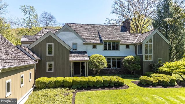 38 BRIDGE ONE LN, Point Pleasant, PA 18950