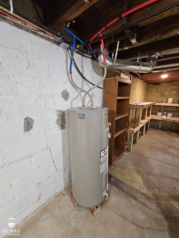 624 E Comstock Street, Owosso, MI 48867