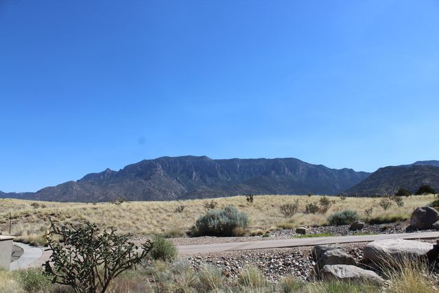 13604 BARRANCA VISTA Court NE, Albuquerque, NM 87111