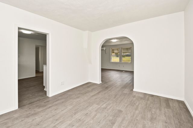 620 S Weaver Court, Springfield, MO 65806