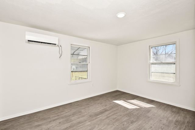 620 S Weaver Court, Springfield, MO 65806