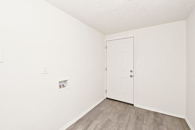 620 S Weaver Court, Springfield, MO 65806