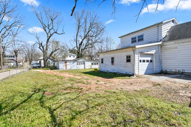 620 S Weaver Court, Springfield, MO 65806