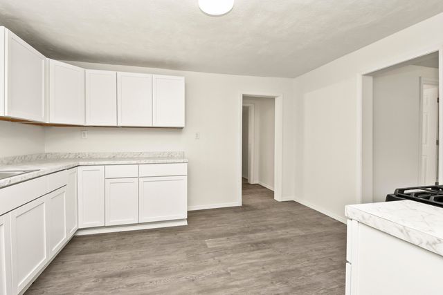 620 S Weaver Court, Springfield, MO 65806