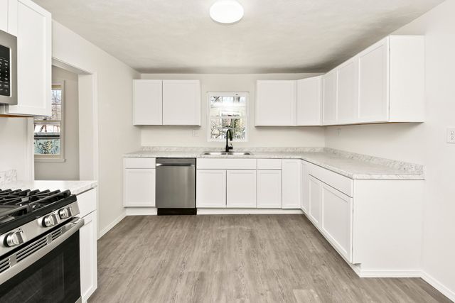 620 S Weaver Court, Springfield, MO 65806