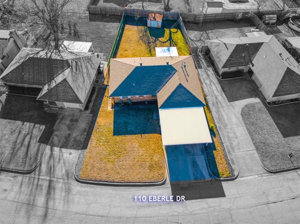 Image 3 of property listing at 110 Eberle Drive, Moore, OK 73160