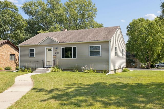 940 Mckinley Court, Lockport, IL 60441
