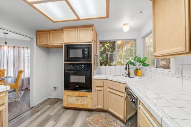 2495 Coloma Ct, Placerville, CA 95667