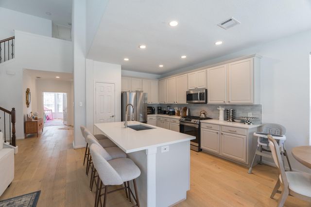 135 S Rocky Point Circle, Spring, TX 77389