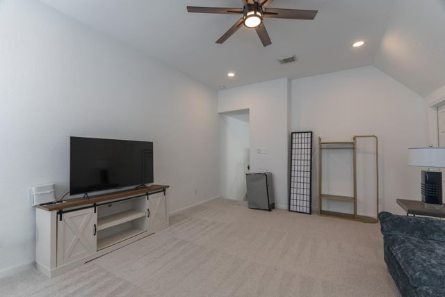 135 S Rocky Point Circle, Spring, TX 77389