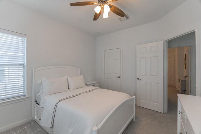 135 S Rocky Point Circle, Spring, TX 77389