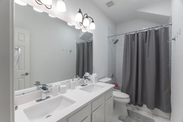 135 S Rocky Point Circle, Spring, TX 77389