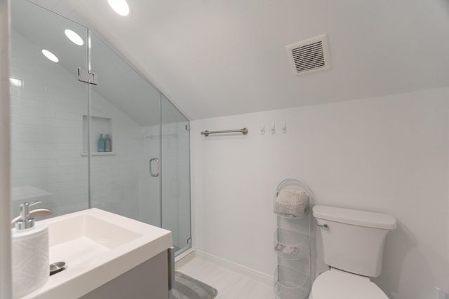 135 S Rocky Point Circle, Spring, TX 77389