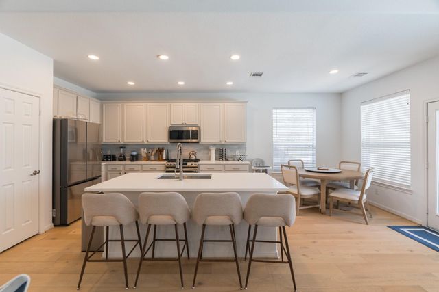 135 S Rocky Point Circle, Spring, TX 77389
