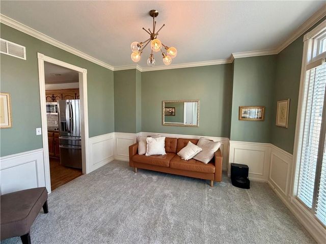 5719 N Dawn Court, Kansas City, MO 64151