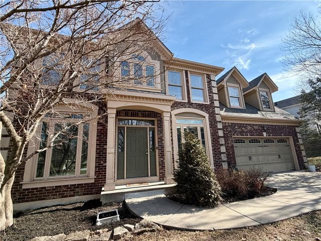 5719 N Dawn Court, Kansas City, MO 64151