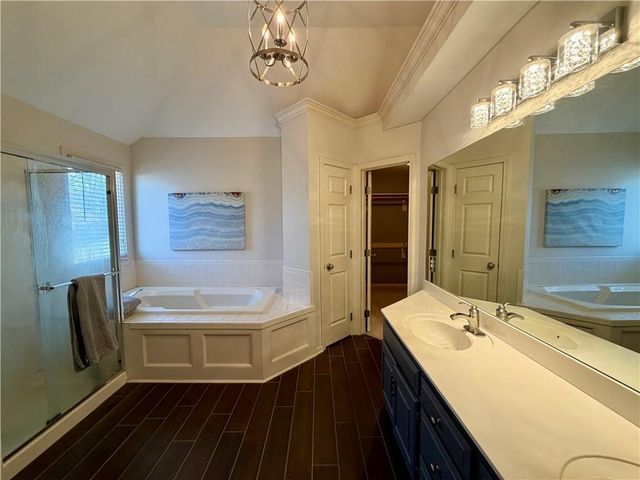 5719 N Dawn Court, Kansas City, MO 64151