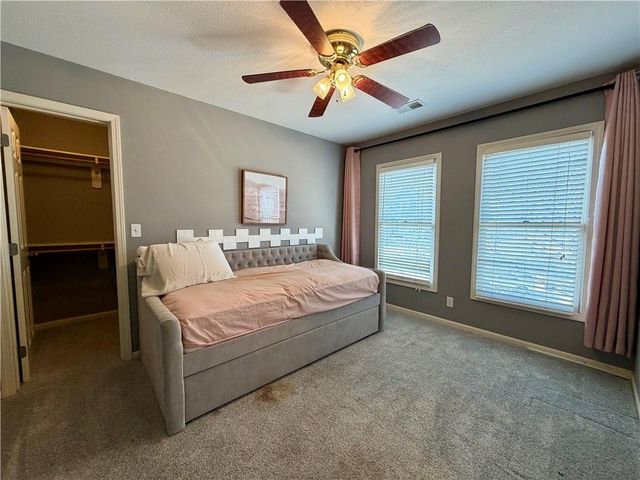 5719 N Dawn Court, Kansas City, MO 64151