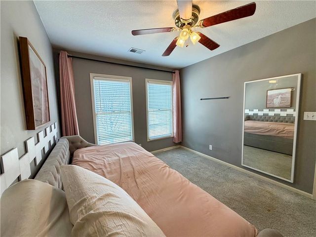 5719 N Dawn Court, Kansas City, MO 64151