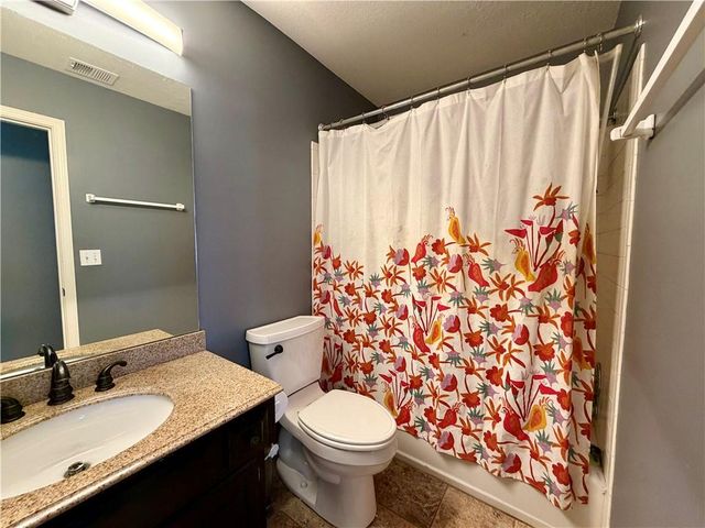 5719 N Dawn Court, Kansas City, MO 64151