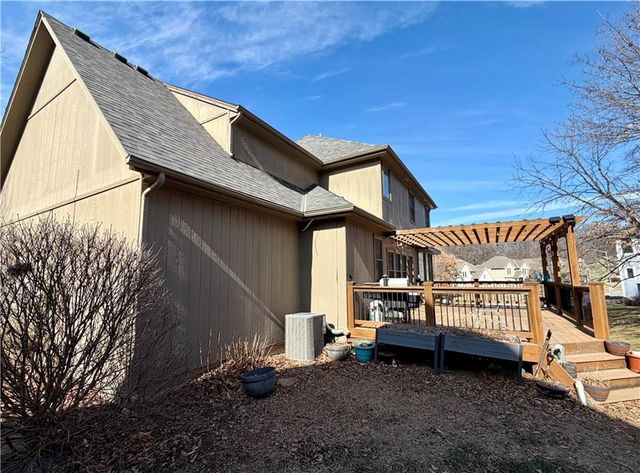 5719 N Dawn Court, Kansas City, MO 64151