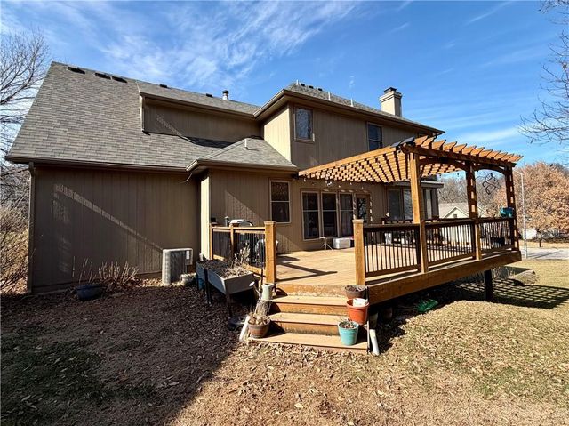 5719 N Dawn Court, Kansas City, MO 64151